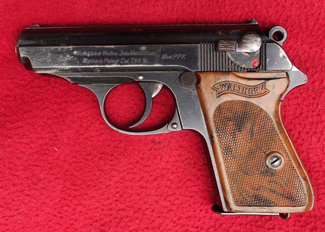 foto Pistole Walther PPK výroba Zella Mehlis