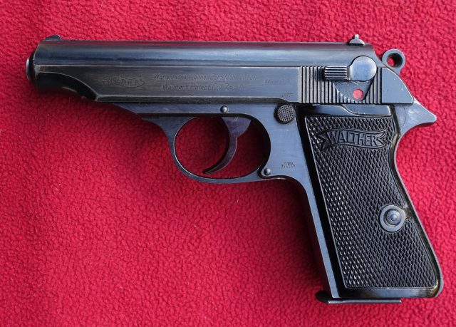 foto Pistole Walther PP z výzbroje Wehrmachtu – REZERVOVÁNO